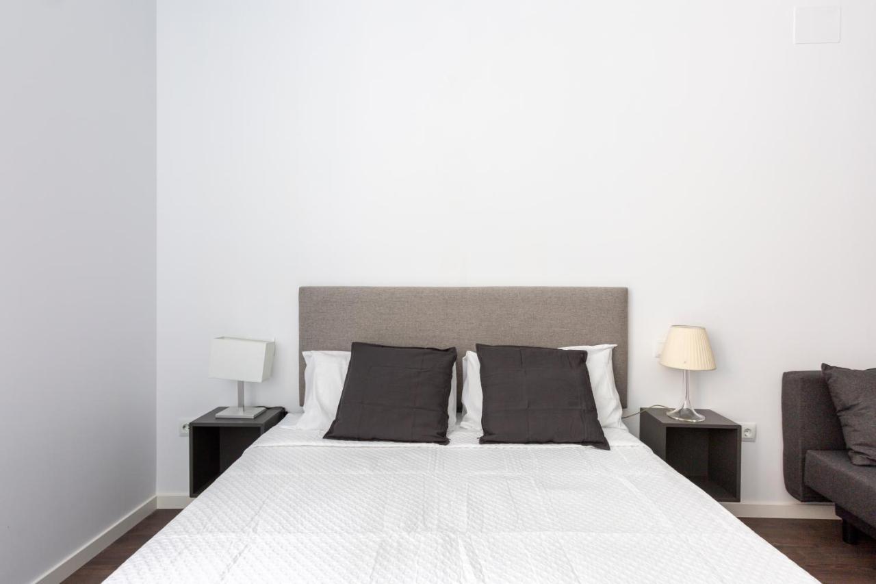 Ronda9 Central Suites Madrid Exterior foto